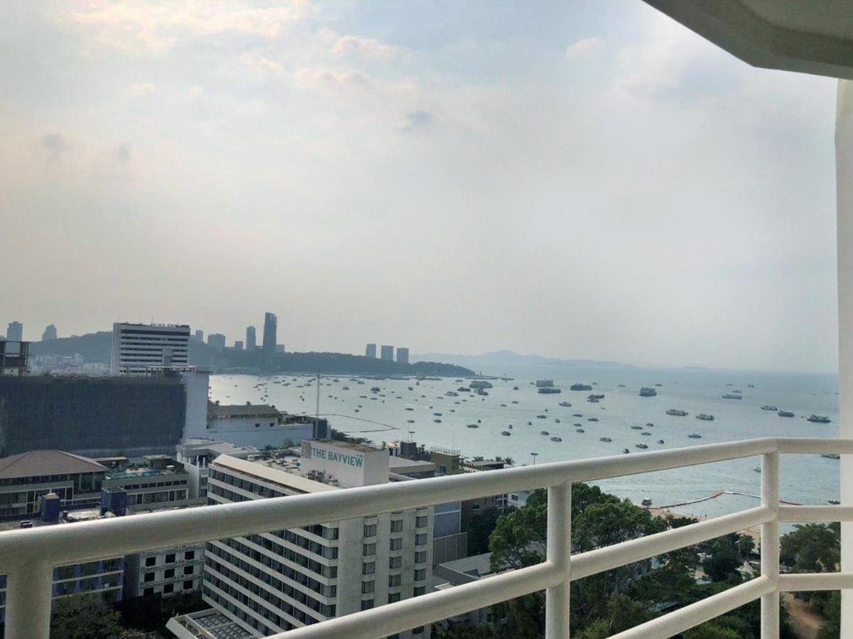 Vtsix At View Talay 6 Hotell Pattaya Exteriör bild