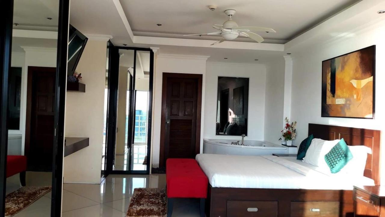 Vtsix At View Talay 6 Hotell Pattaya Exteriör bild